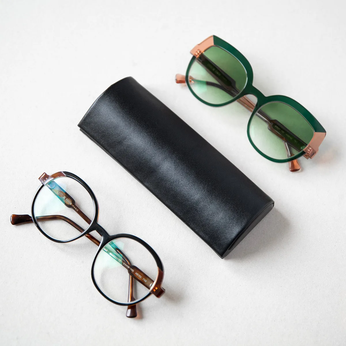 clamshell sunglass hard cases